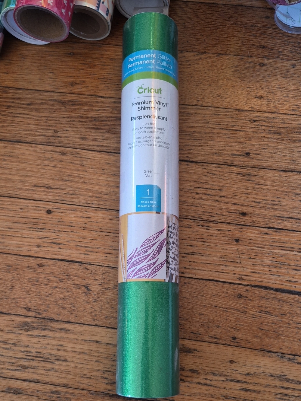 Cricut Shimmer Premium Vinyl Roll in Metallic Green Glitter - Green Vert